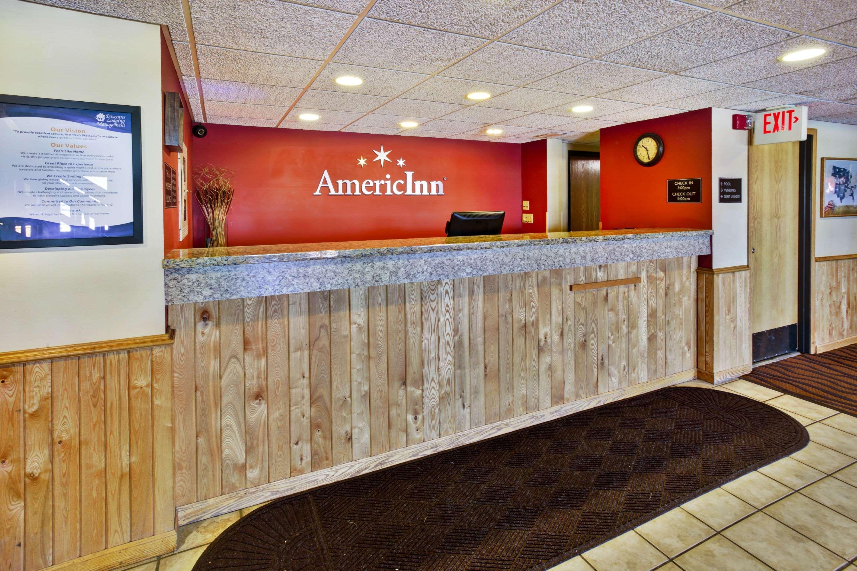 AmericInn by Wyndham Baudette Exterior foto