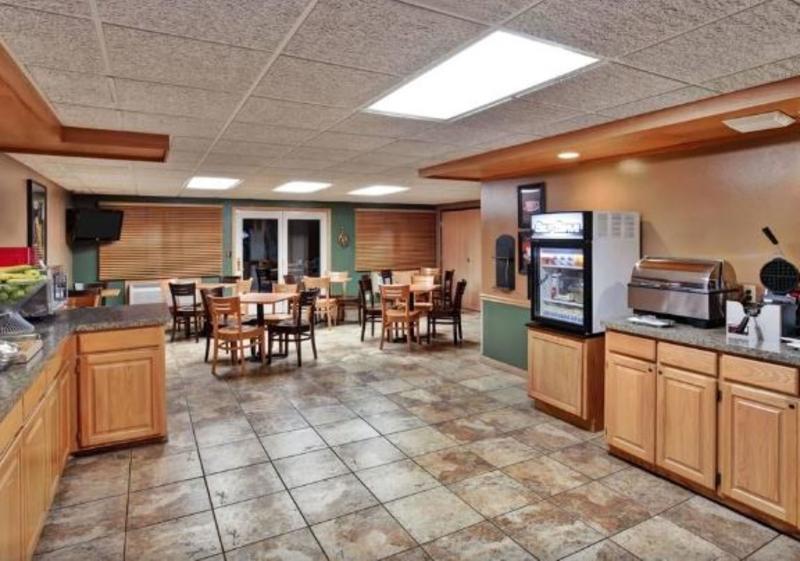 AmericInn by Wyndham Baudette Exterior foto